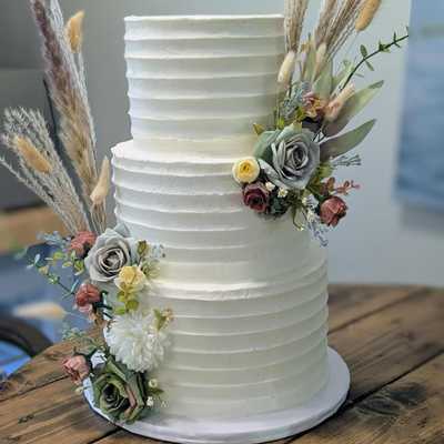 Boho beach #wedding #cake