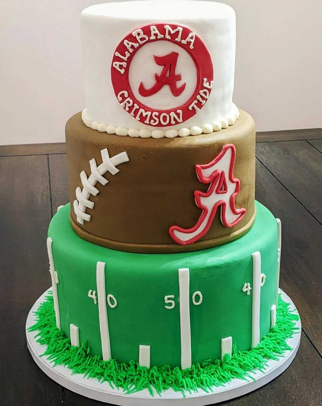 Alabama Crimson Tide Football #cake #rolltide