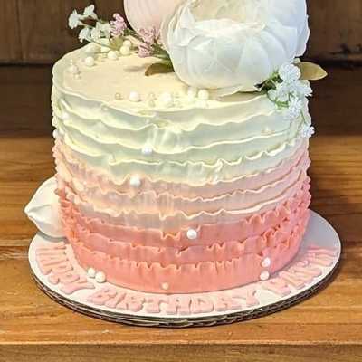 Buttercream ruffle birthday #cake