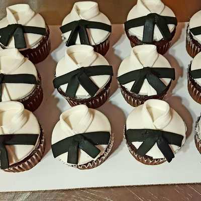 Karate themed #cupcakes