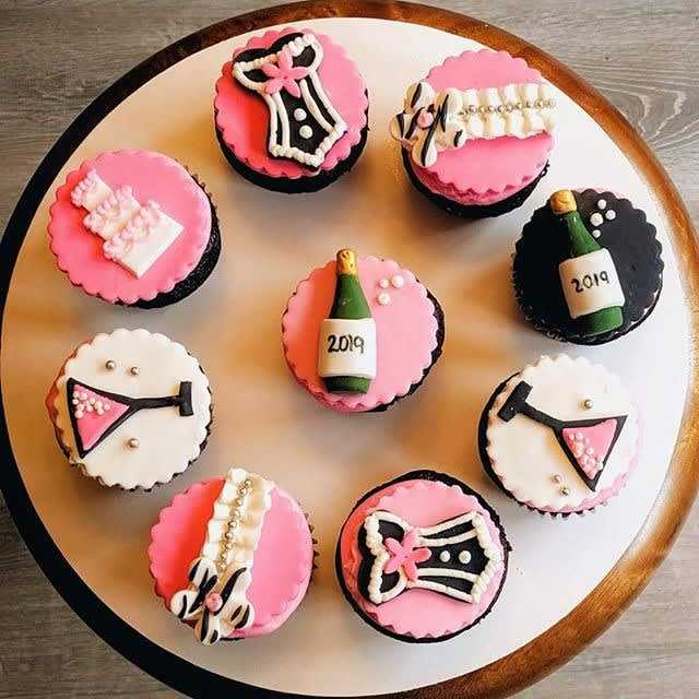 Bachelorette #cupcakes