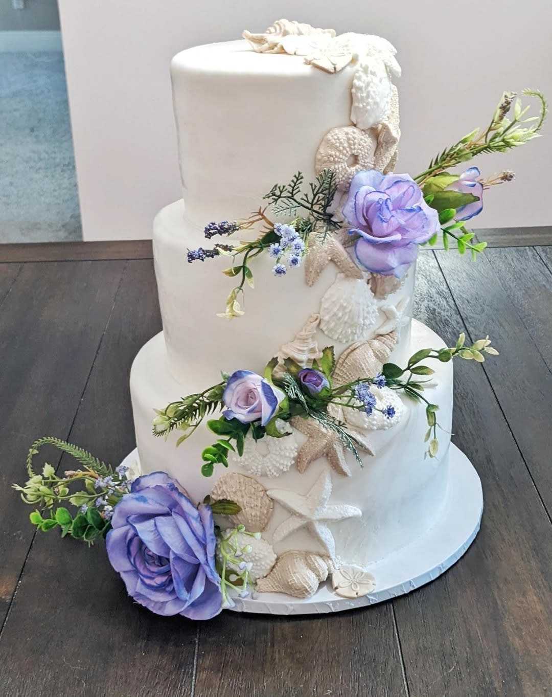 Fondant #wedding #cake