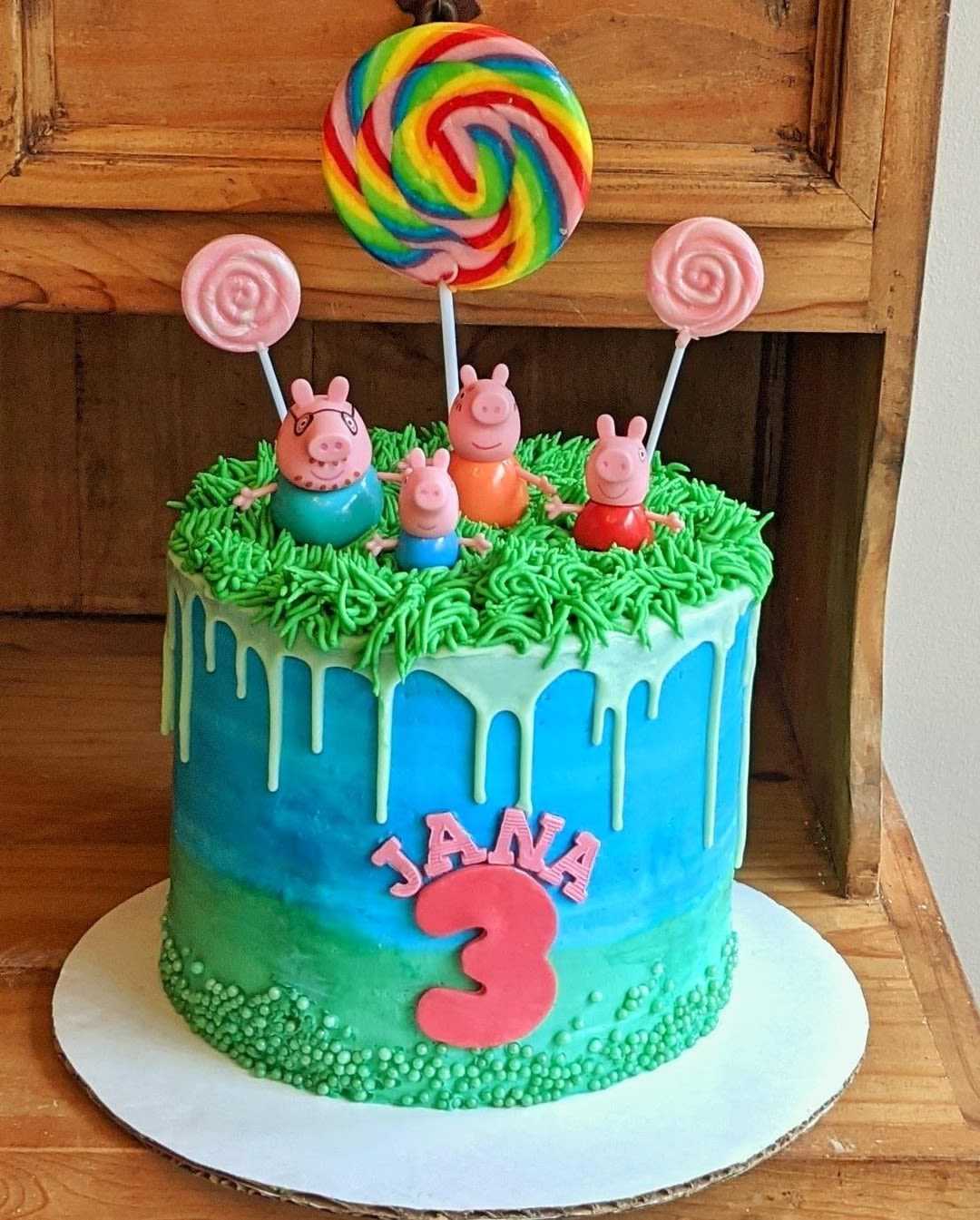 Peppa Pig #cake #peppapig